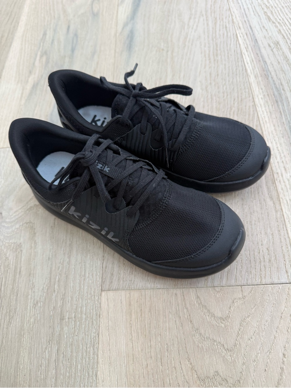 Kizik Kizik
Kids' Anaheim Hands-Free Sneaker Size 4.5